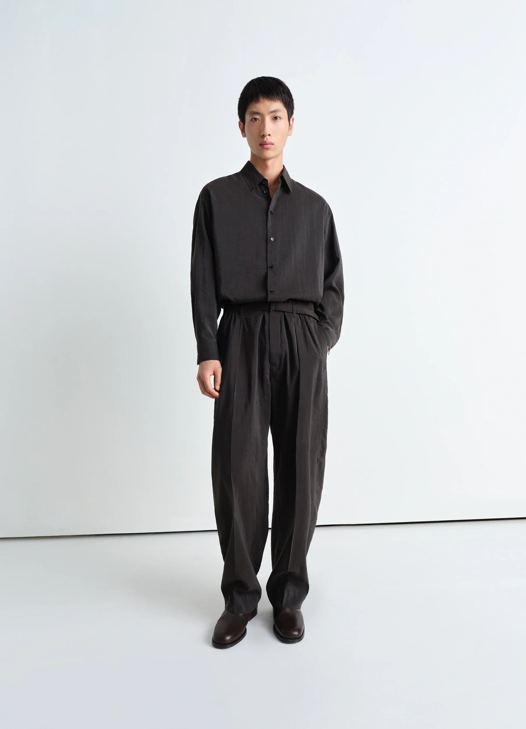 BELTED RELAXED PANTS