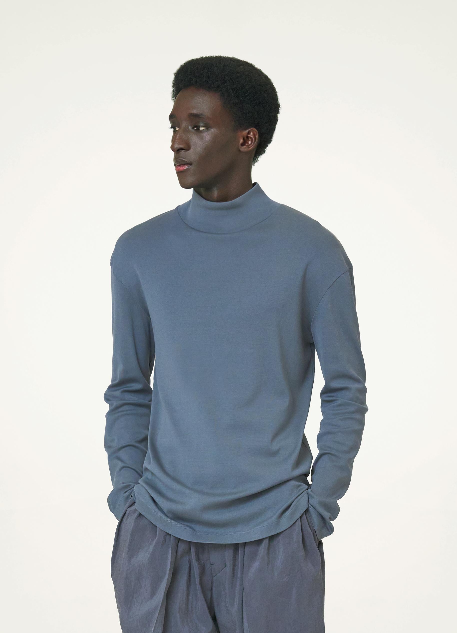 LONG SLEEVE RIB TURTLENECK