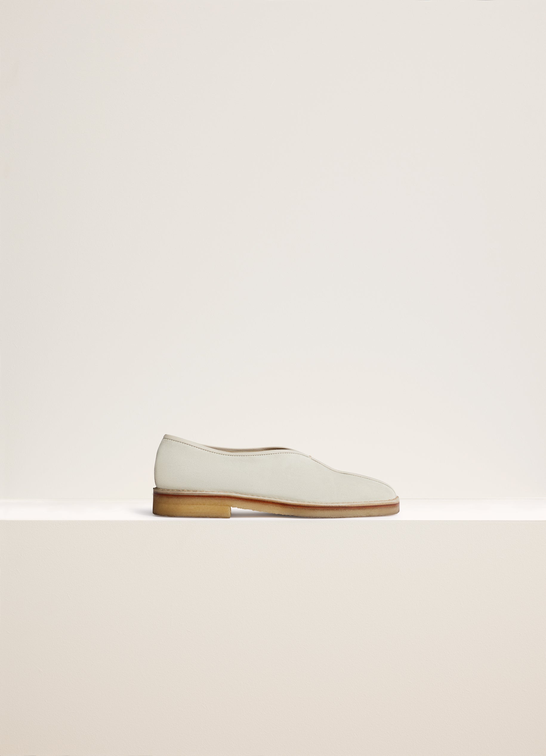 PIPED CREPE SLIPPERS