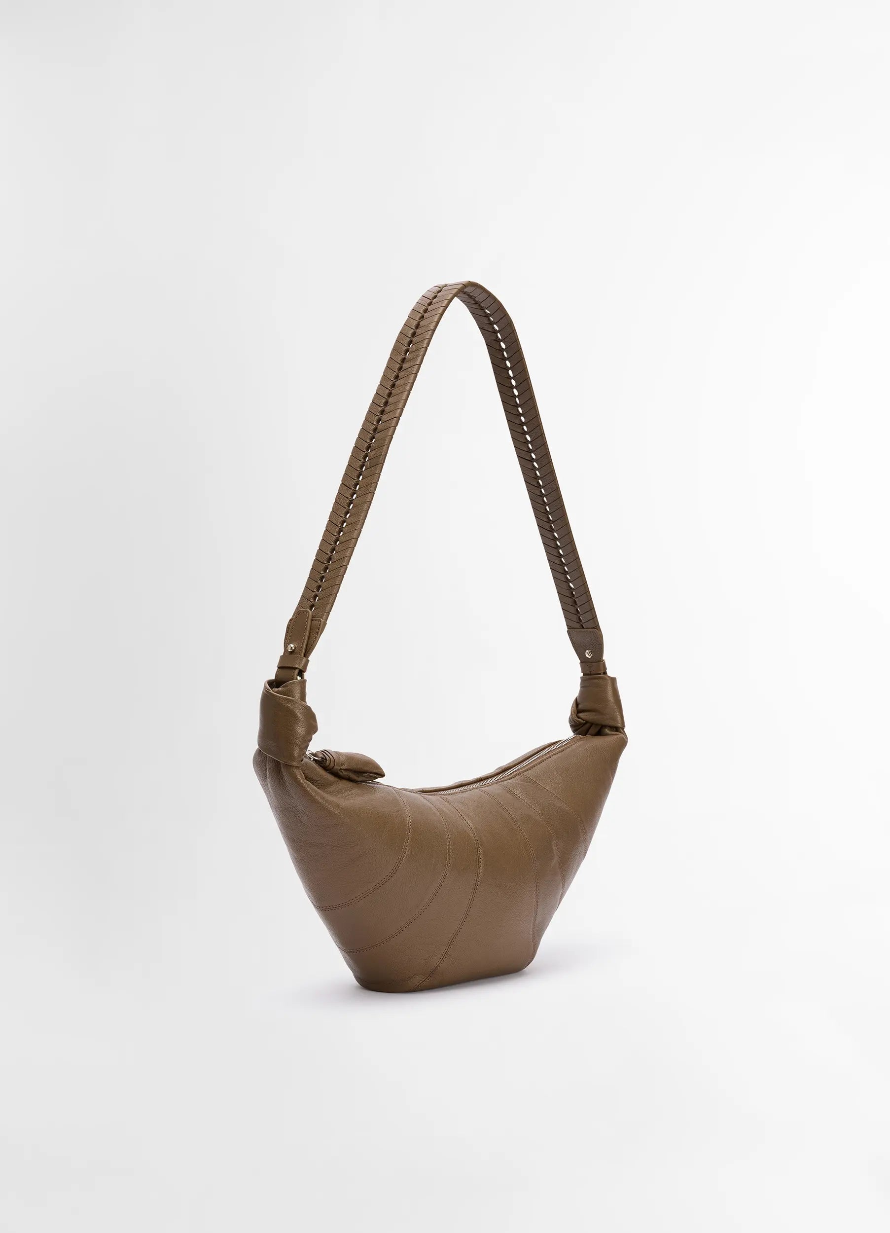 WOVEN LACED MEDIUM CROISSANT BAG