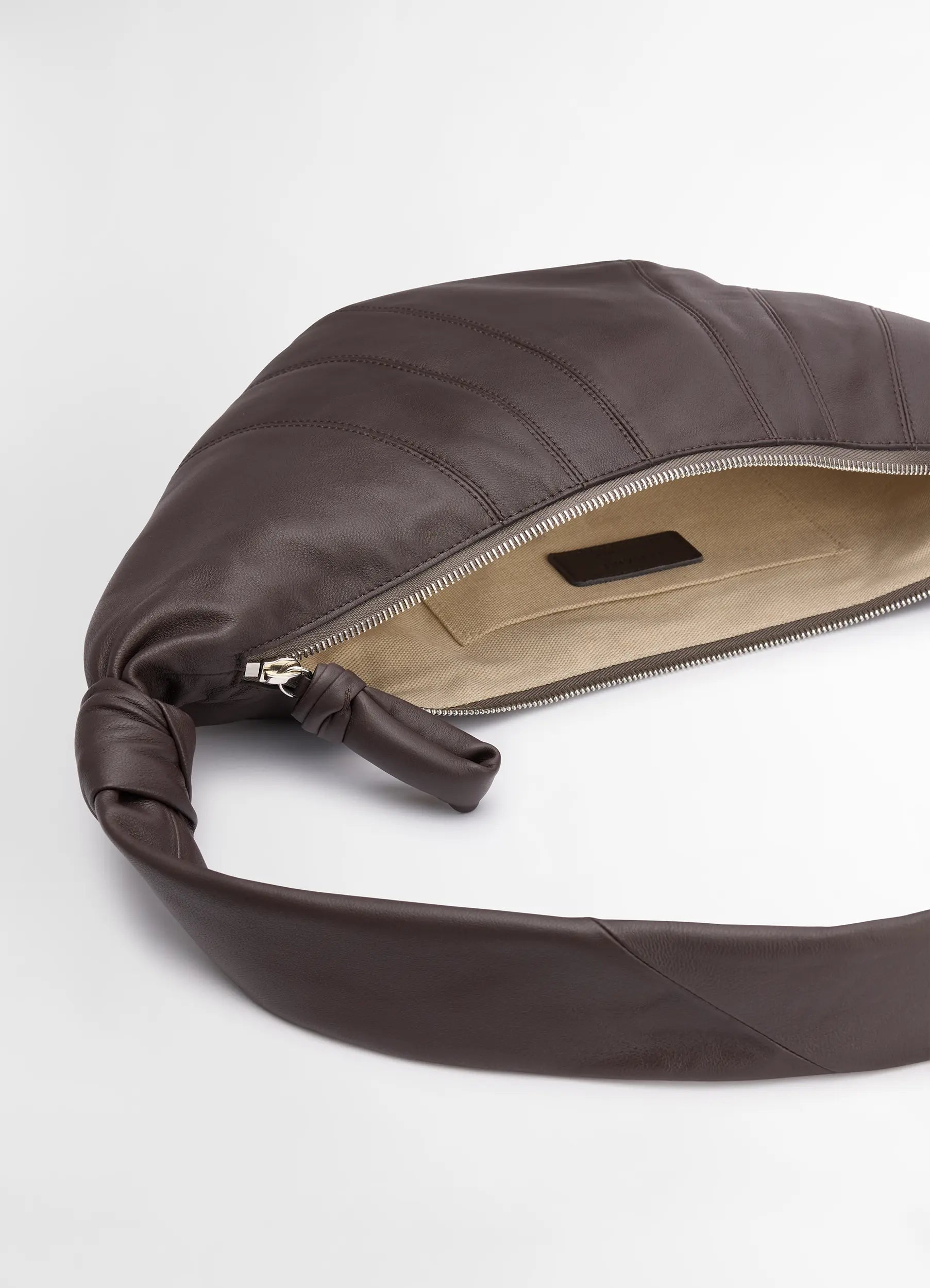 MEDIUM CROISSANT BAG