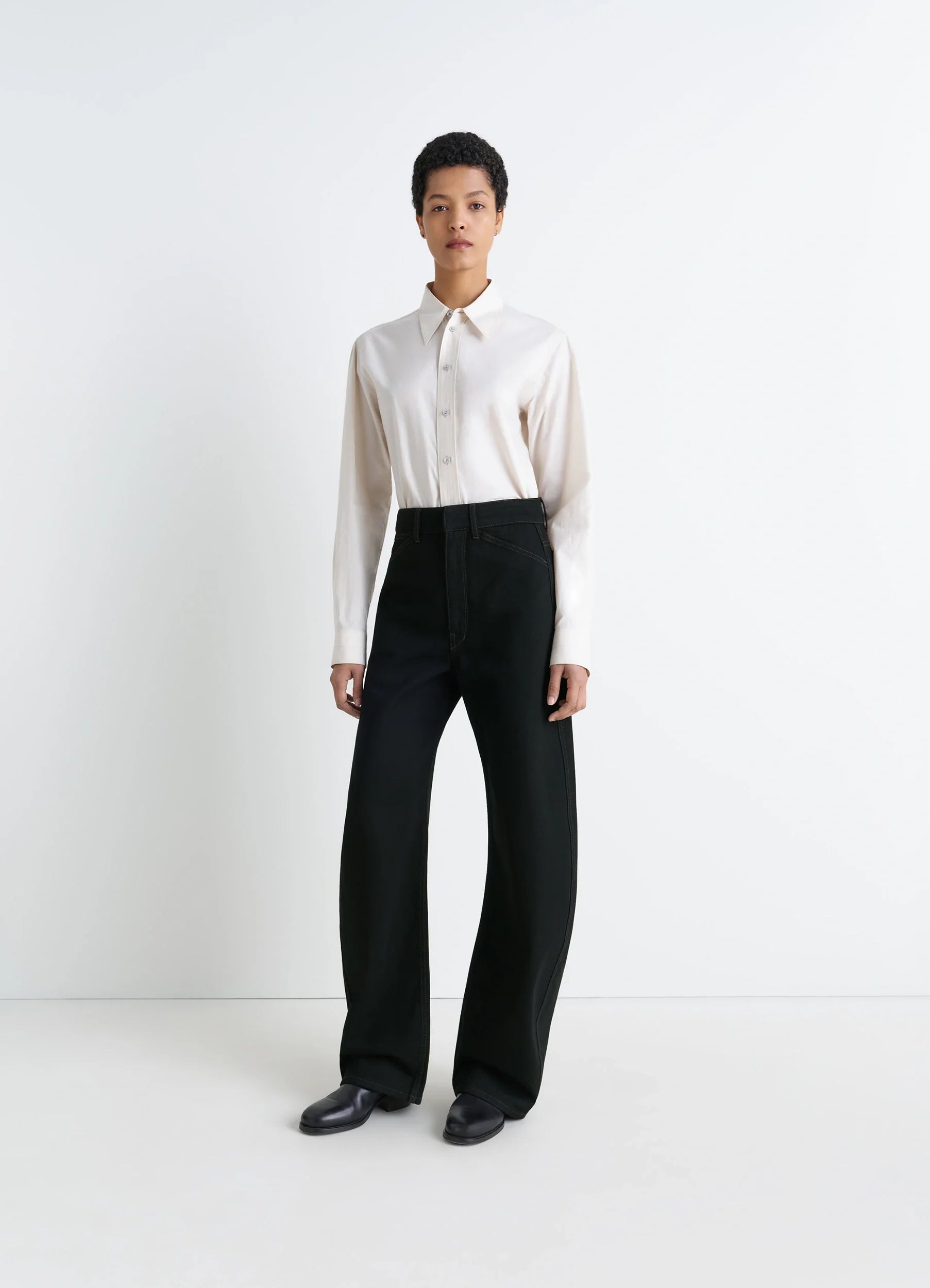 HIGH WAISTED CURVED PANTS