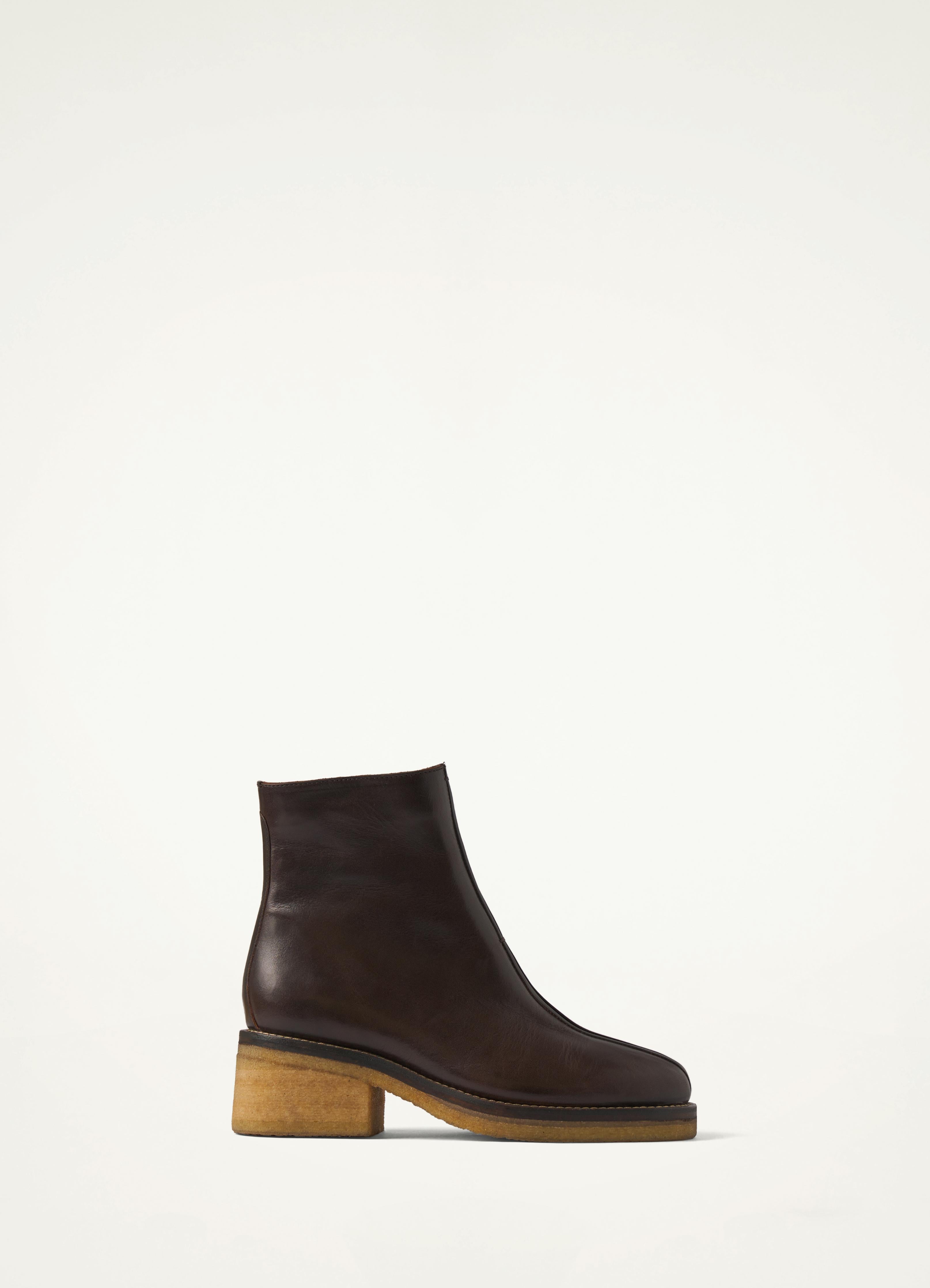 ANKLE PIPED BOOTS