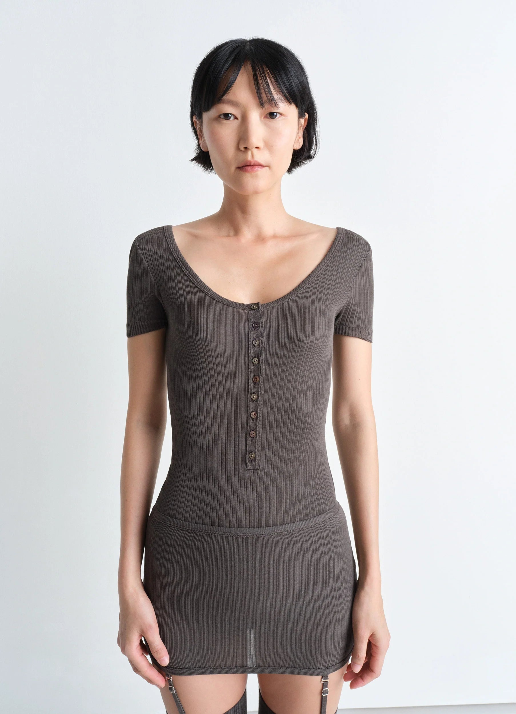 BUTTONED RIB BODY