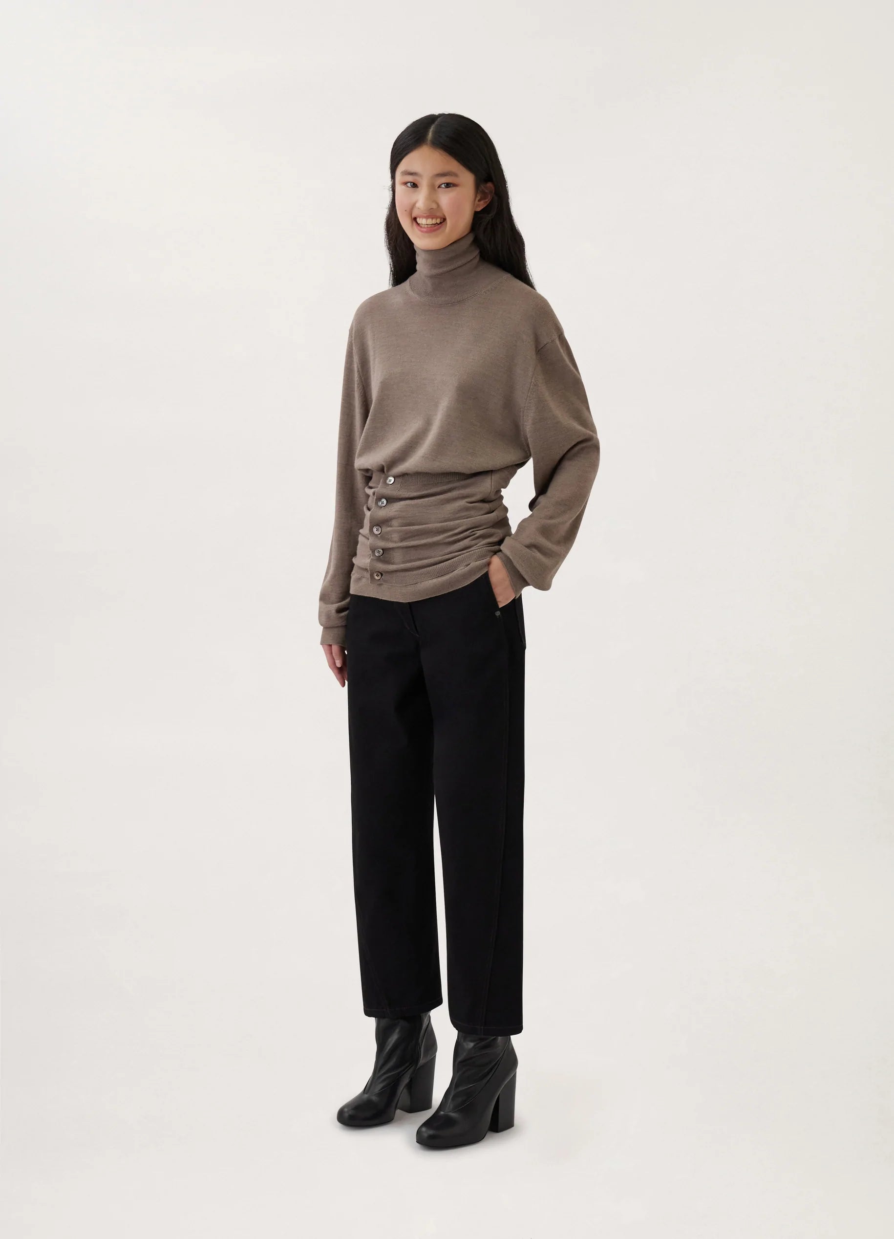 BUTTONED TURTLENECK