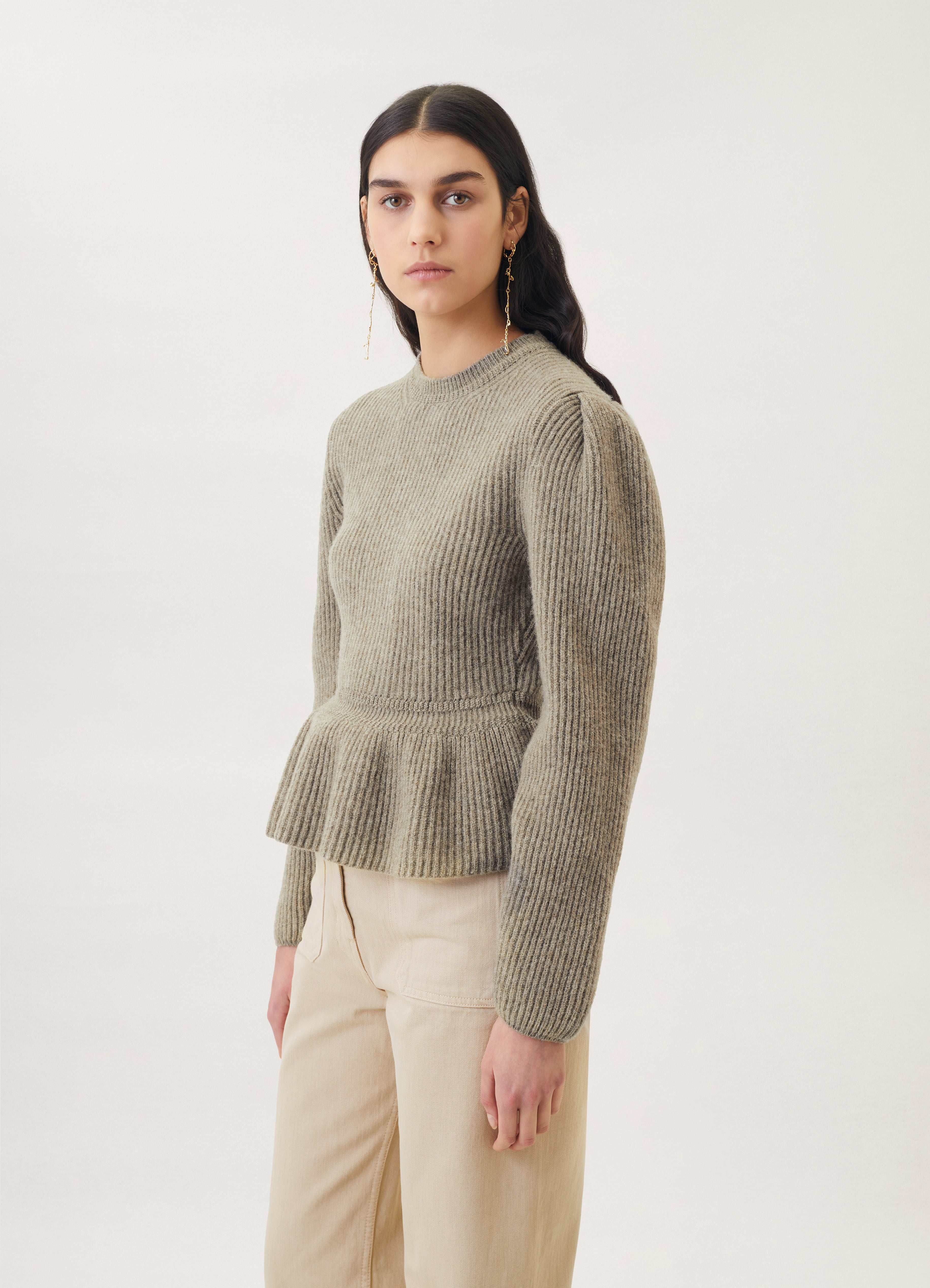 FLUFFY SWEATER