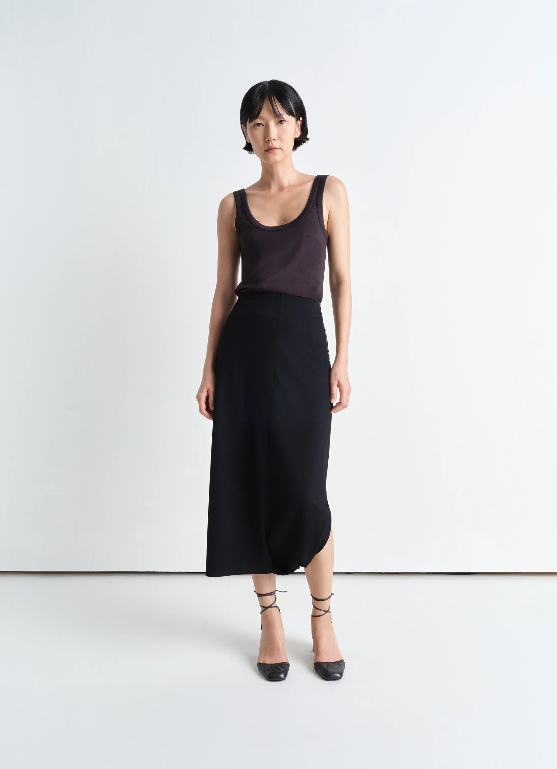 TWISTED HEM SKIRT