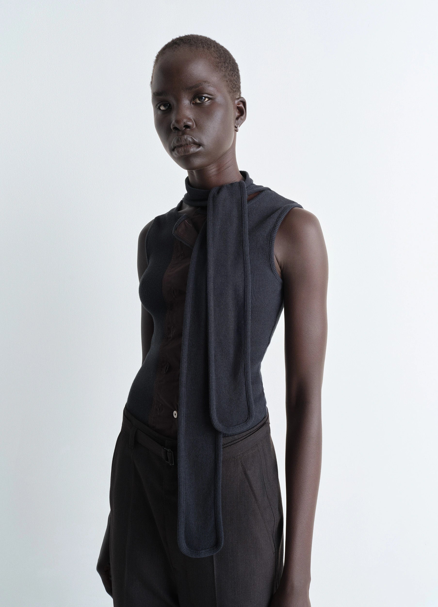 ASYMMETRICAL FITTED TOP