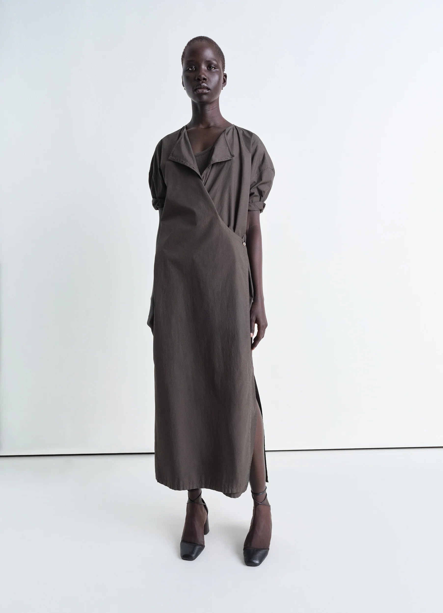 SHORT SLEEVE TWISTED DRESS