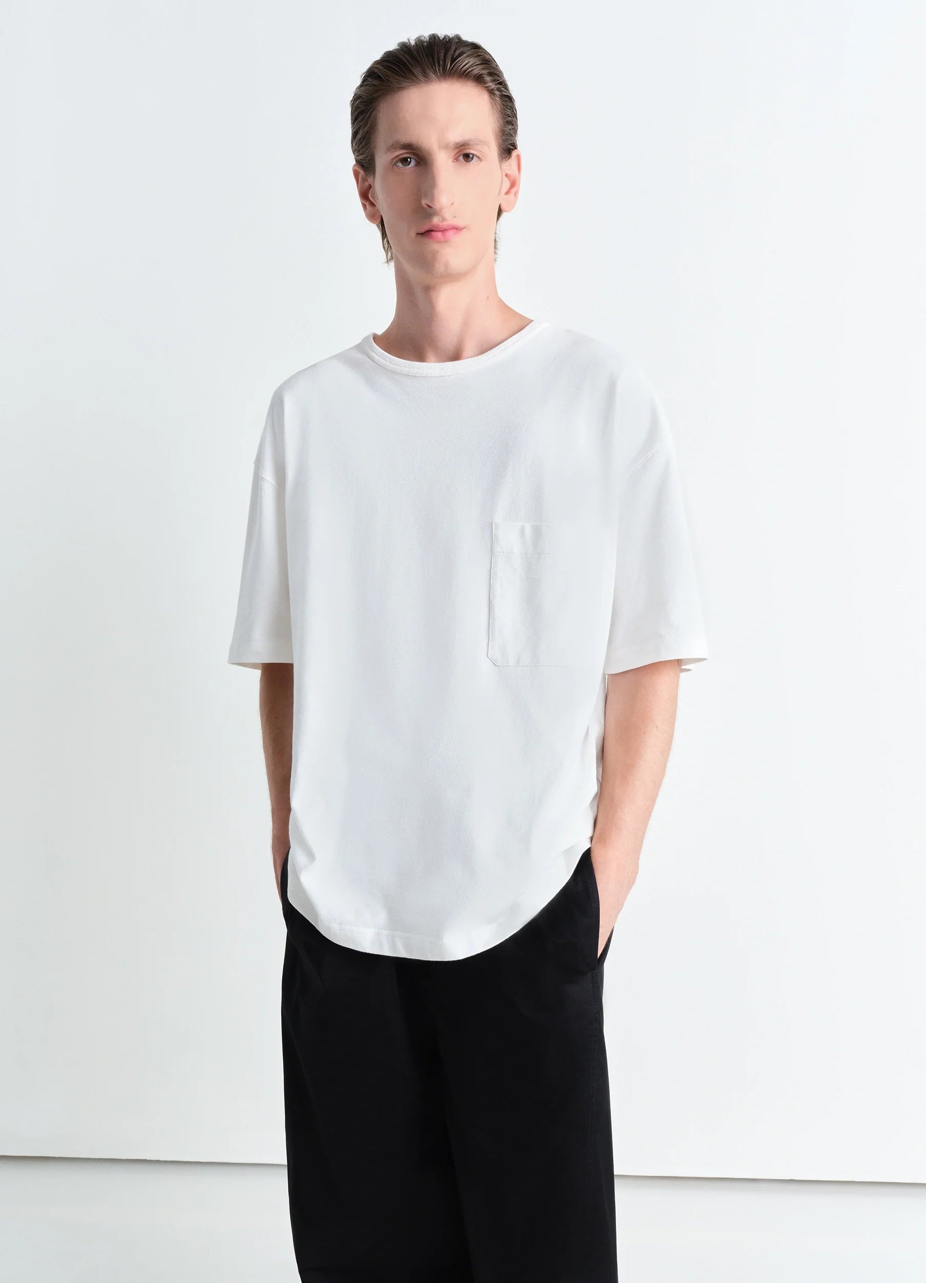 BOXY SHORT SLEEVE T-SHIRT