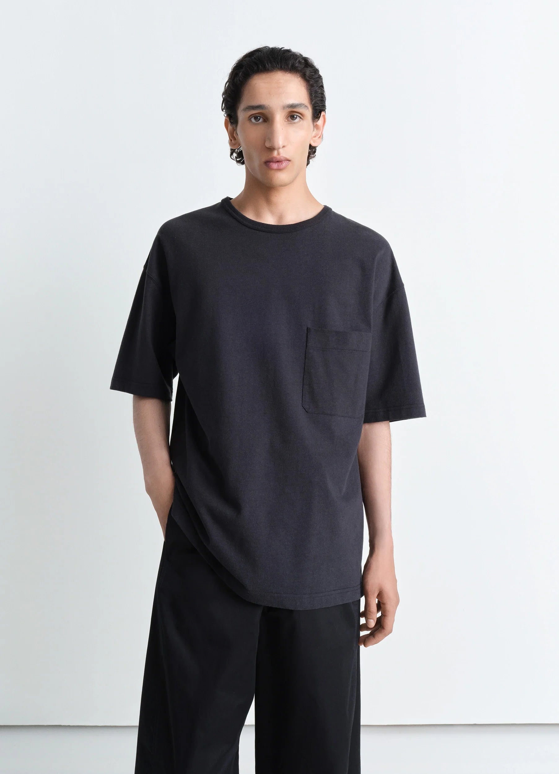 BOXY SHORT SLEEVE T-SHIRT